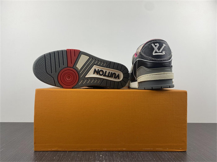 l**is V*t*n trainer pink ss2 1a8q9n