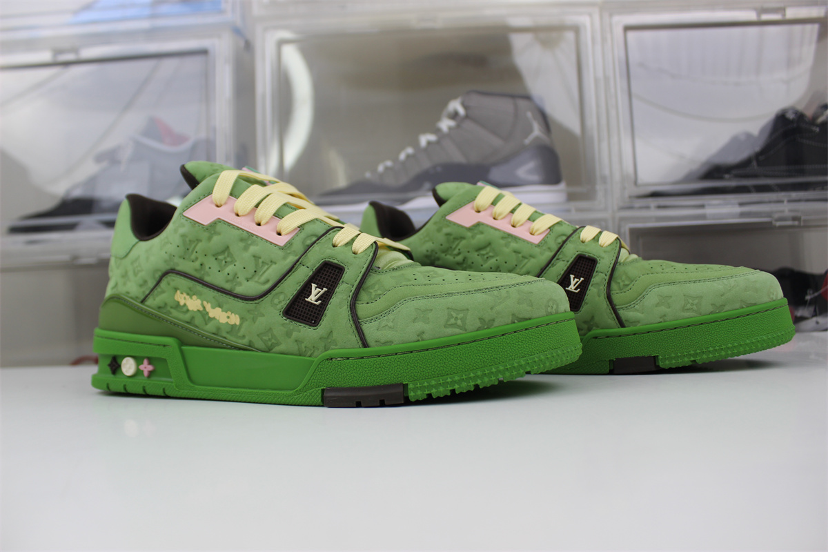 l**is V*t*n lv trainer black chocolate ms0224 green