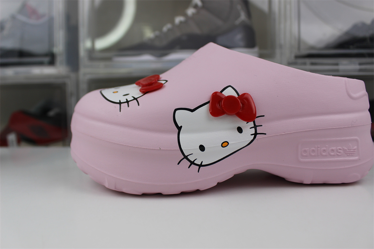 Ad*s hello kitty pink