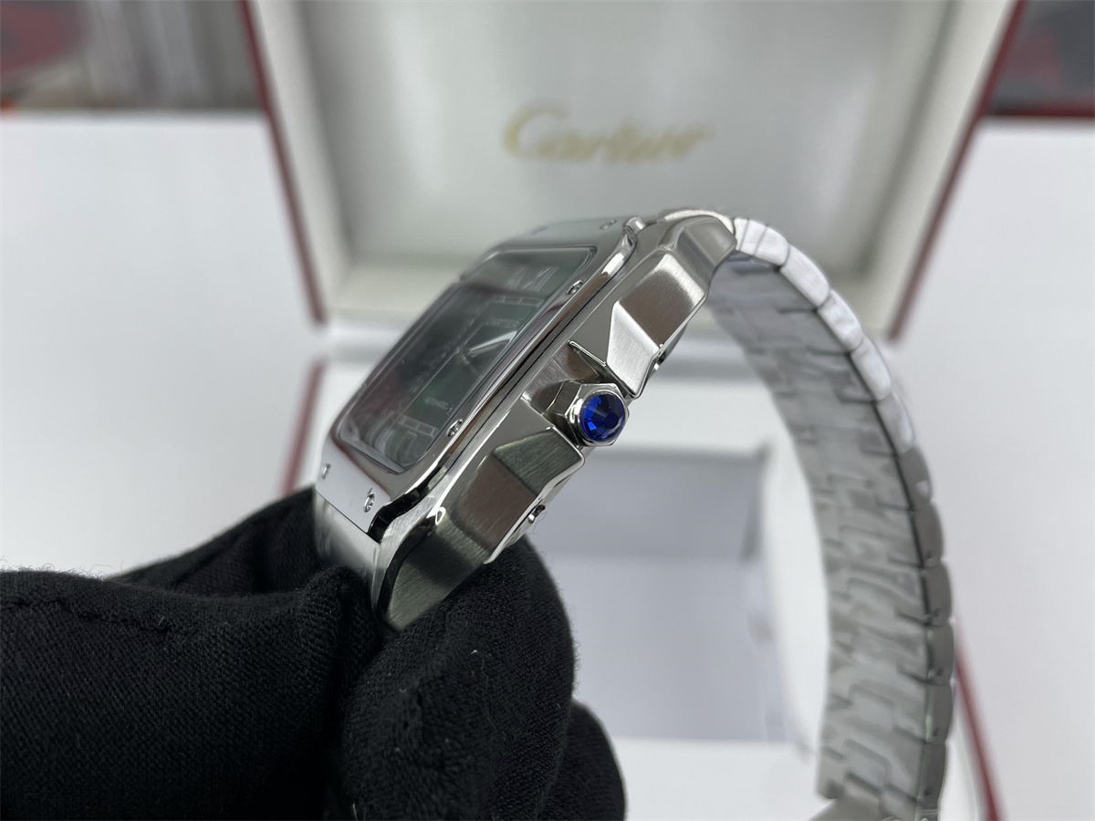 Cartier mens Watch with Green dial, (39.8x47.5x9.08mm )